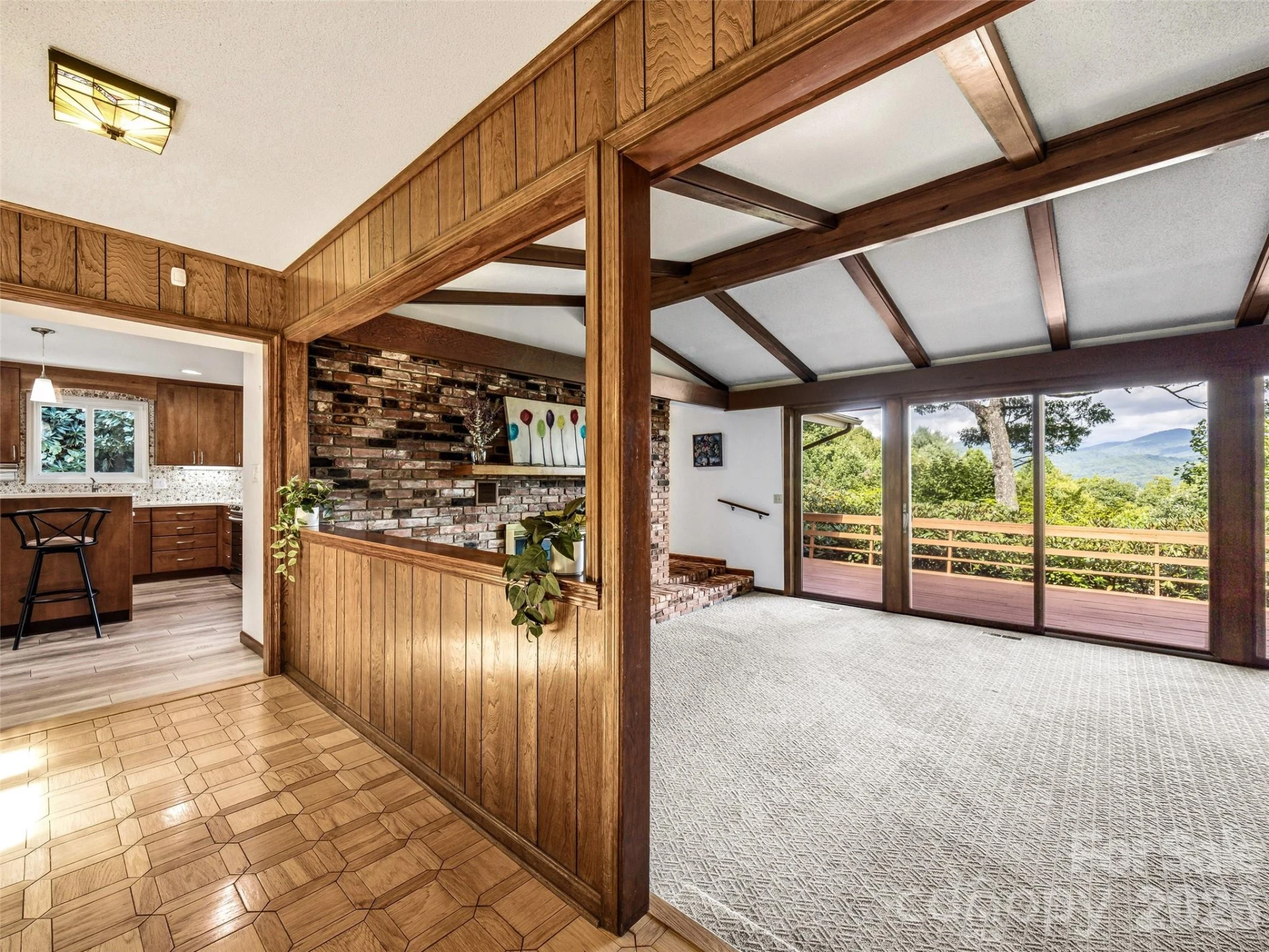 252 Middlemount Road - Photo 7