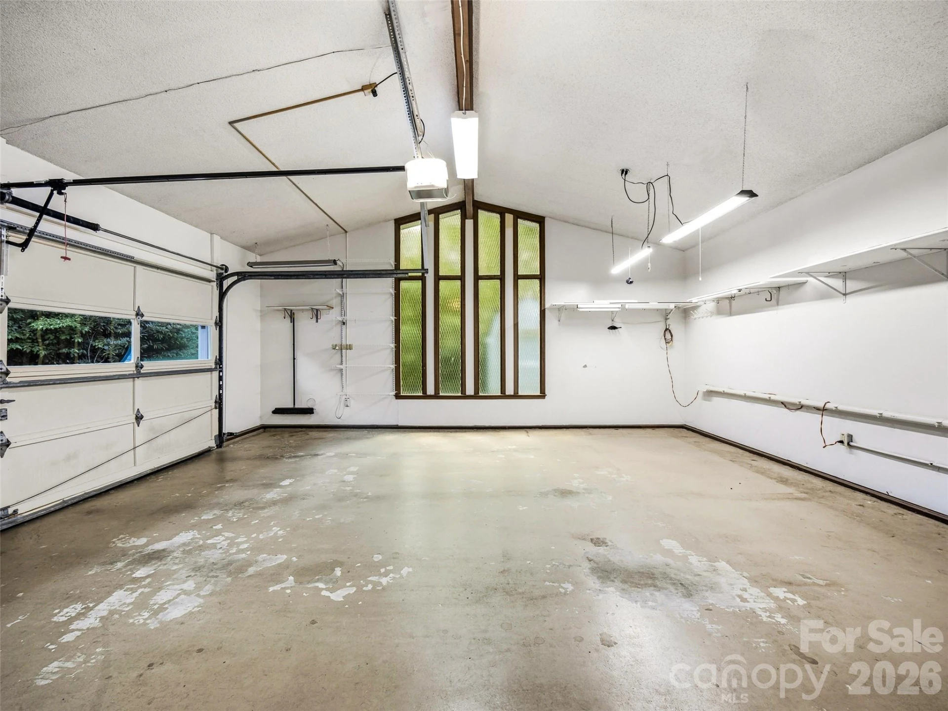 252 Middlemount Road - Photo 32