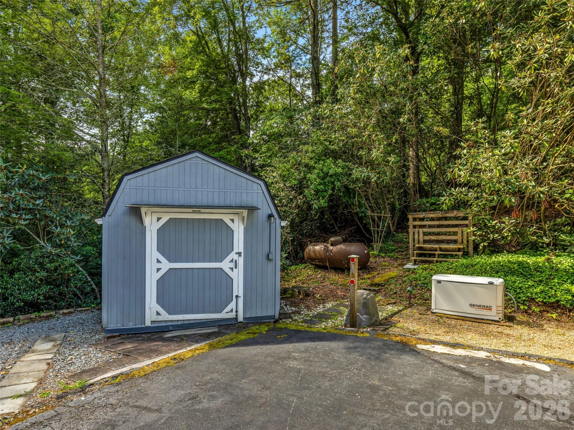 252 Middlemount Road - Photo 41