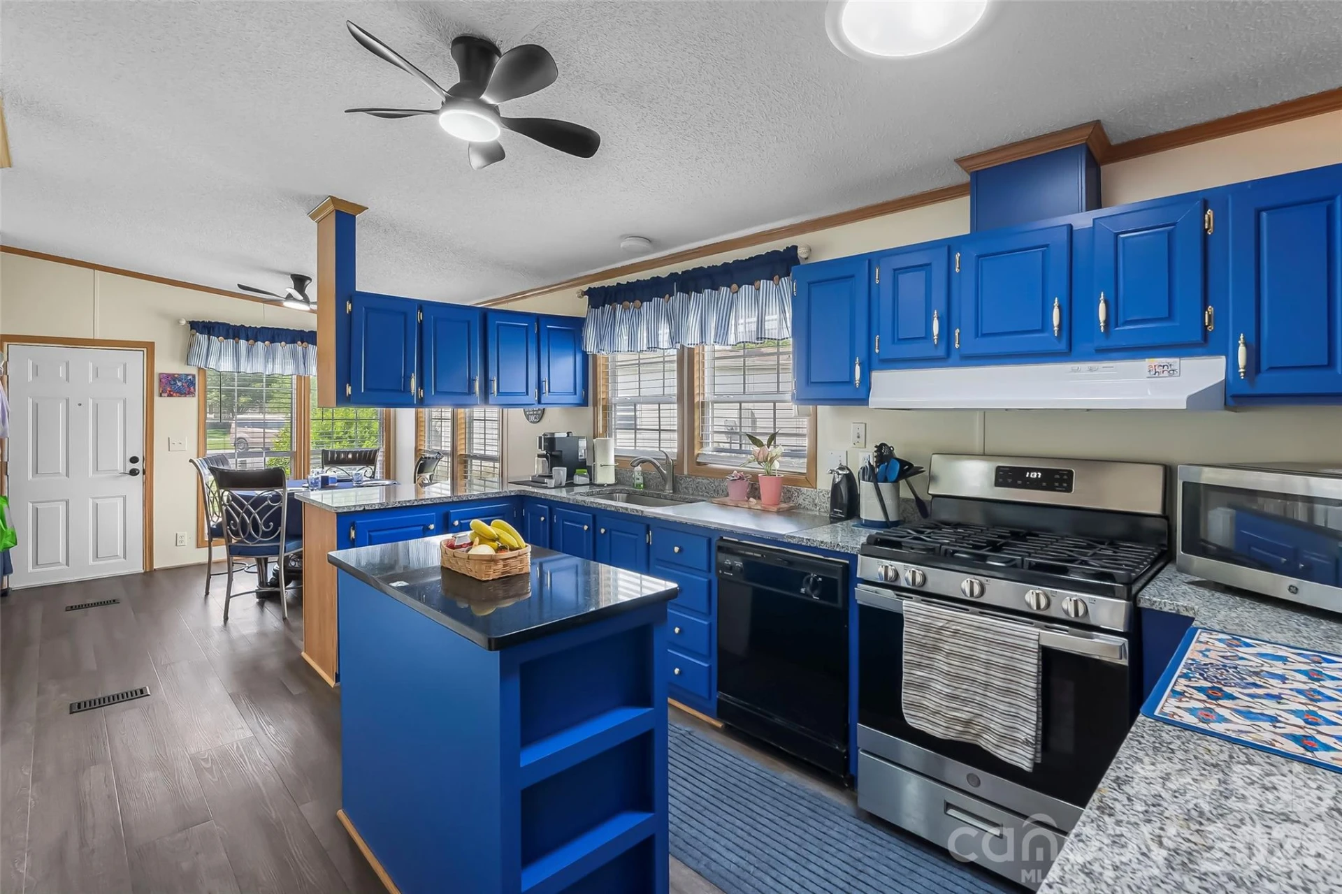 208 Red Birch Court - Photo 5