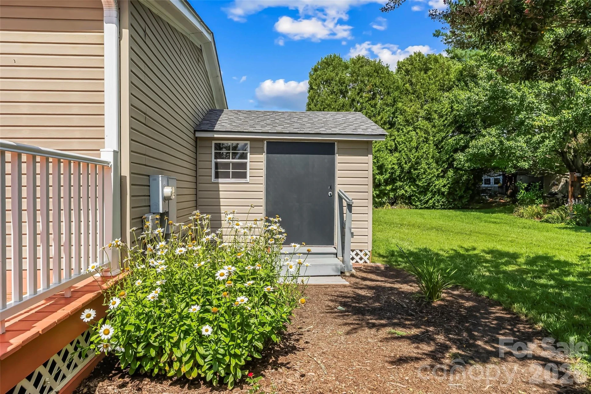 208 Red Birch Court - Photo 21