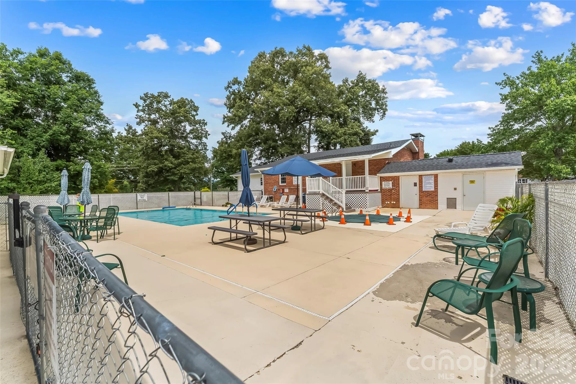 208 Red Birch Court - Photo 25
