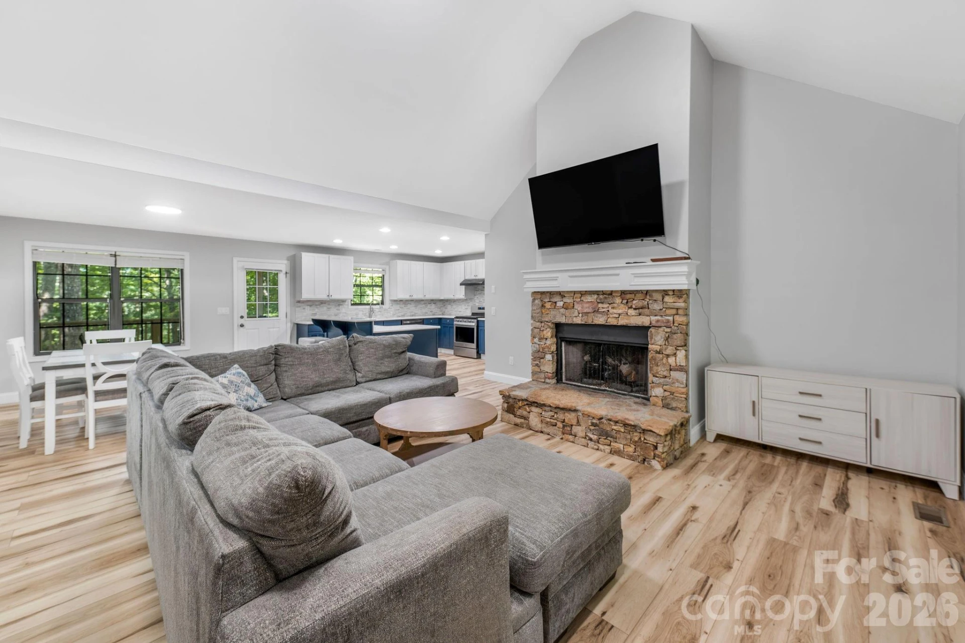 526 Whetstone Gap Road - Photo 2