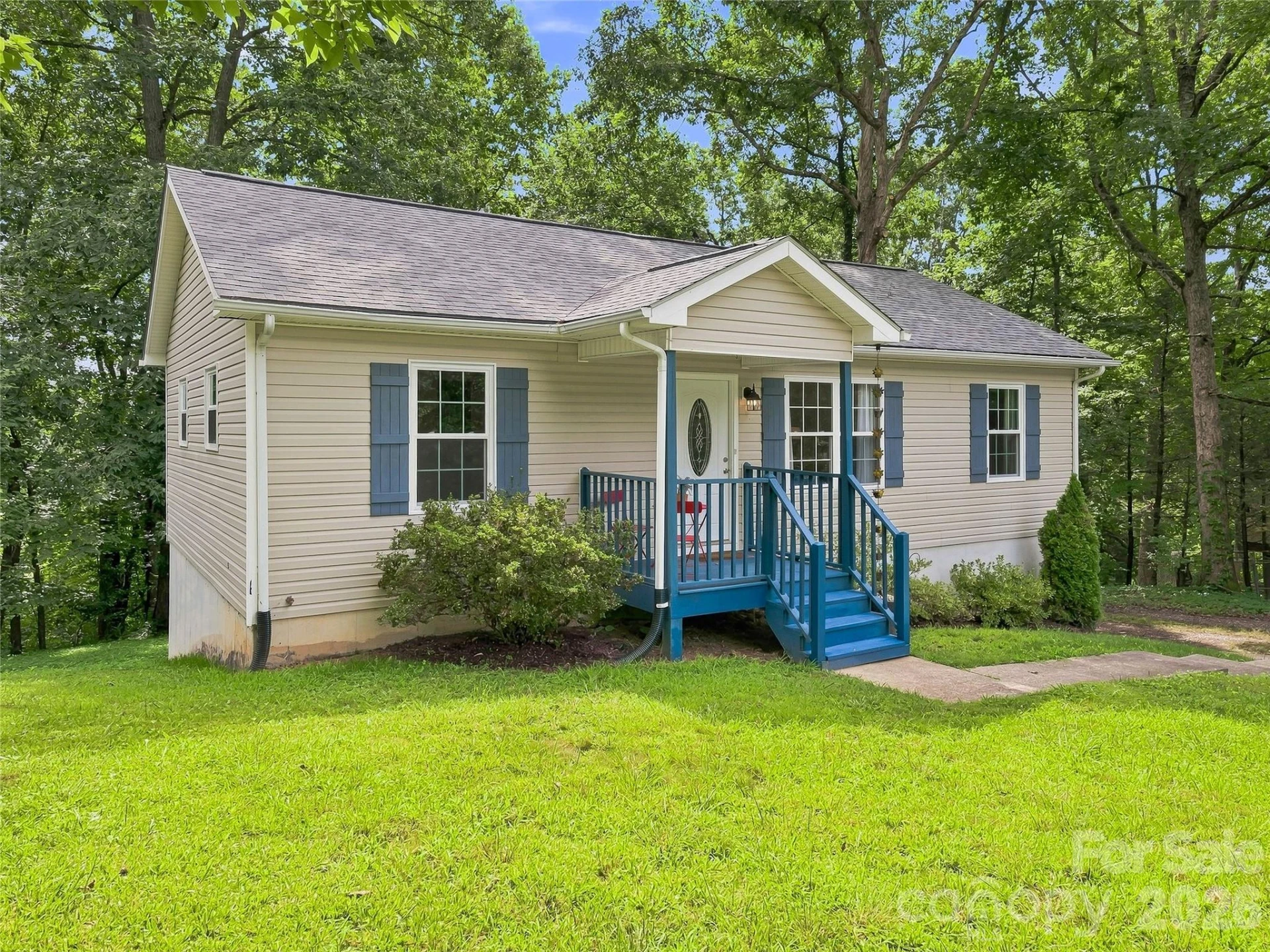 1019 Mountain Drive - Photo 2