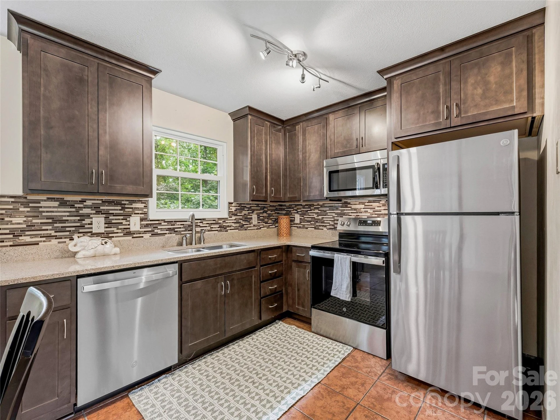 1019 Mountain Drive - Photo 9