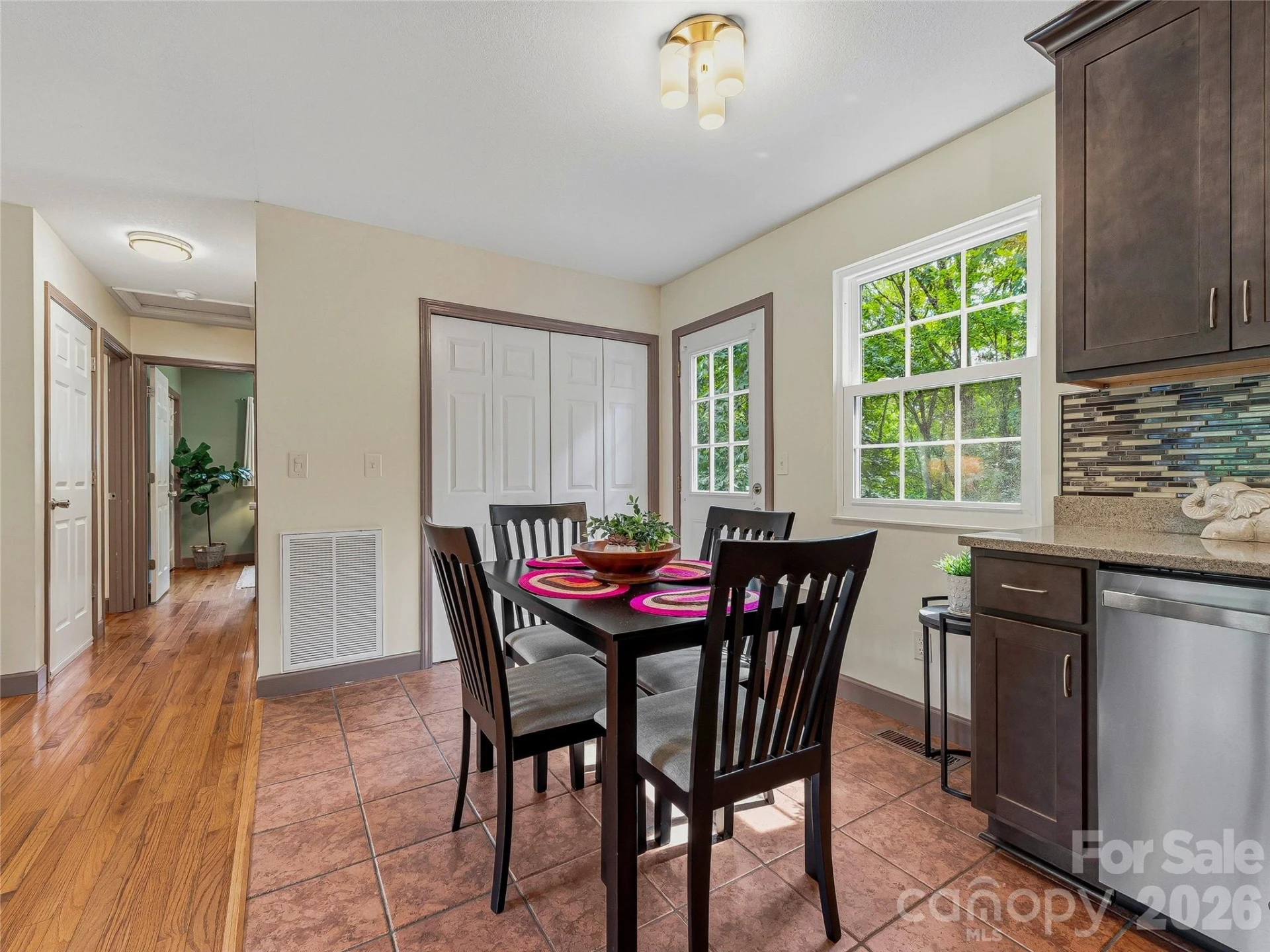 1019 Mountain Drive - Photo 11