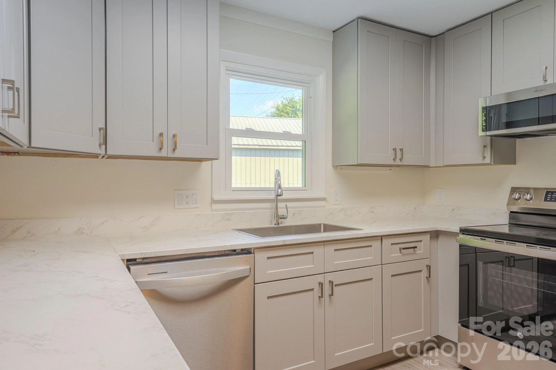 8525 US 25/70 Highway - Photo 14
