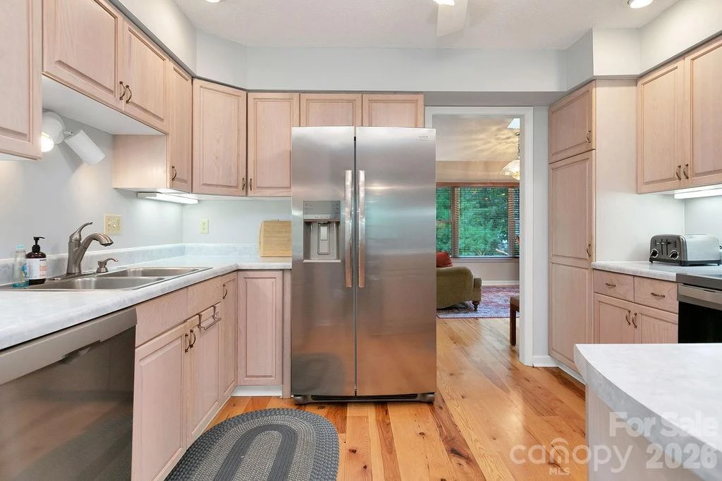 542 Soquili Drive - Photo 14
