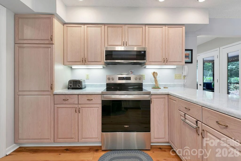 542 Soquili Drive - Photo 16