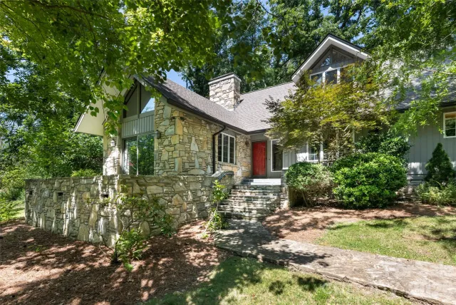 25 E Forest Road, Asheville, NC, 28803