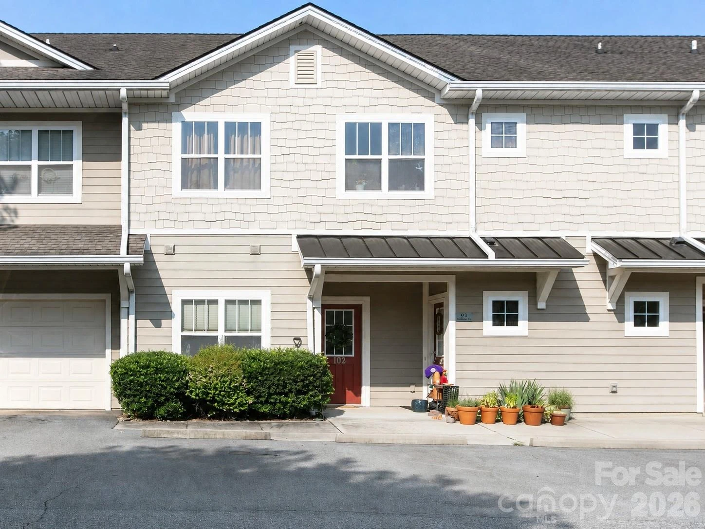 93 Foxden Drive #102