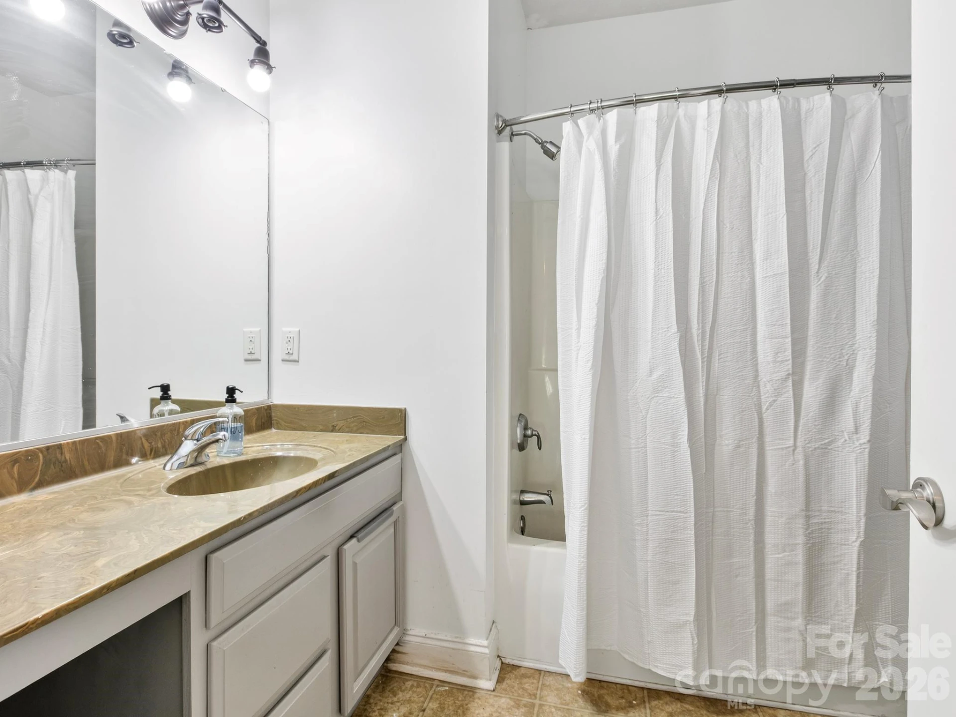 93 Foxden Drive #102 - Photo 10