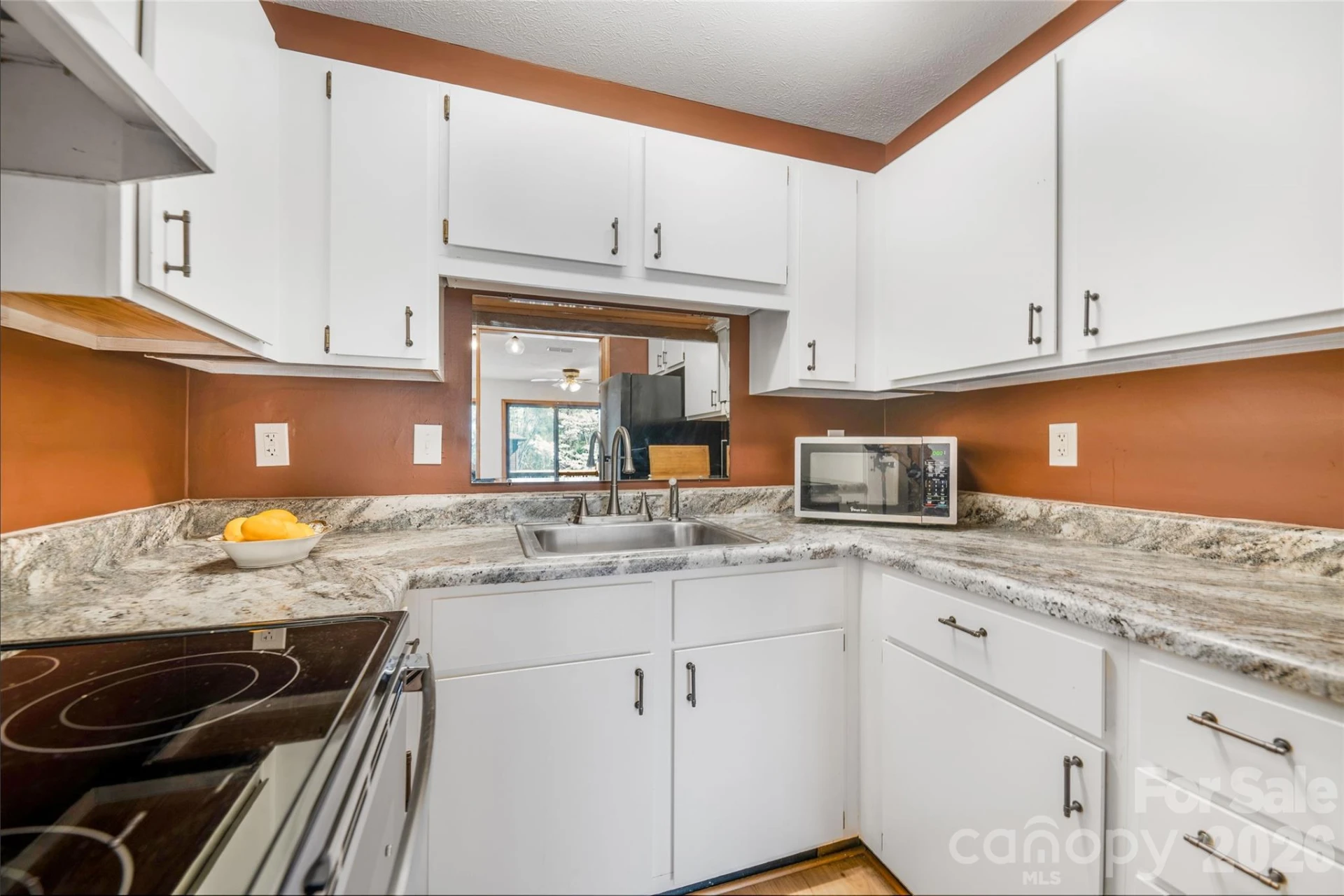 521 Courtwood Lane #8 - Photo 8