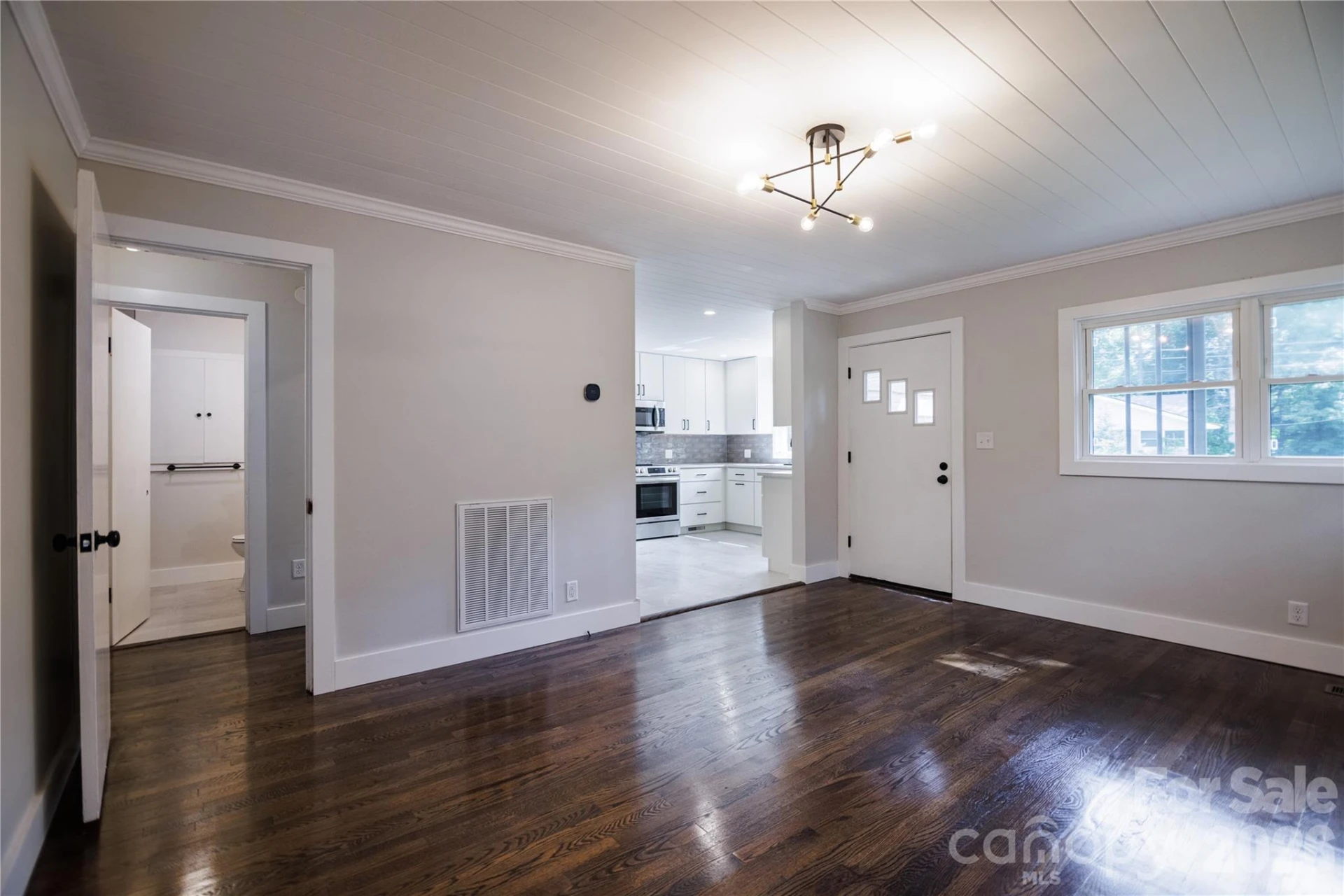 228 Grove Street - Photo 4