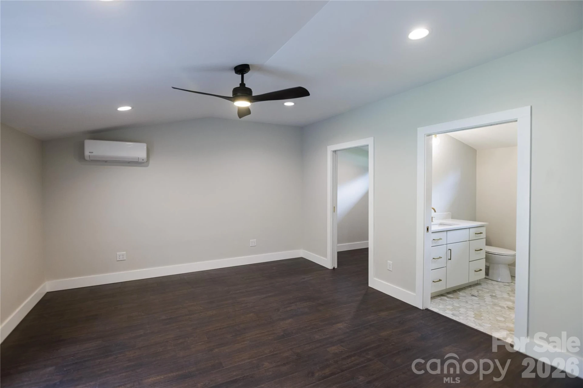 228 Grove Street - Photo 23