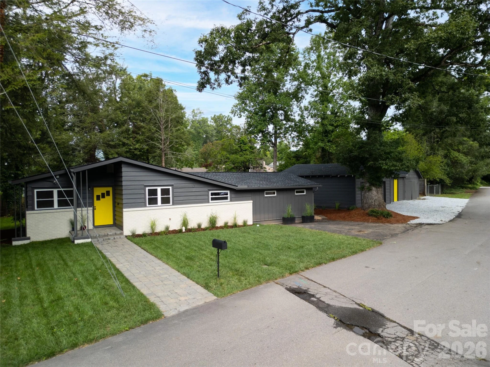 228 Grove Street - Photo 31