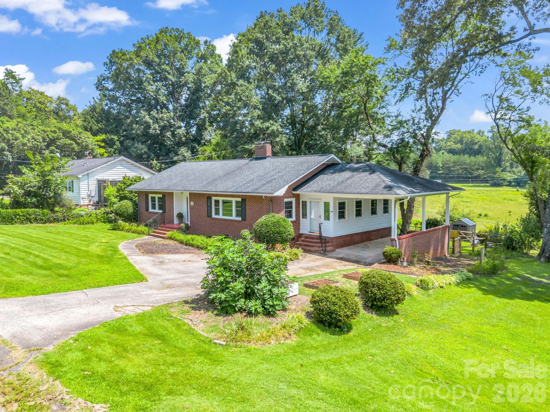 155 Fernwood Circle - Photo 2