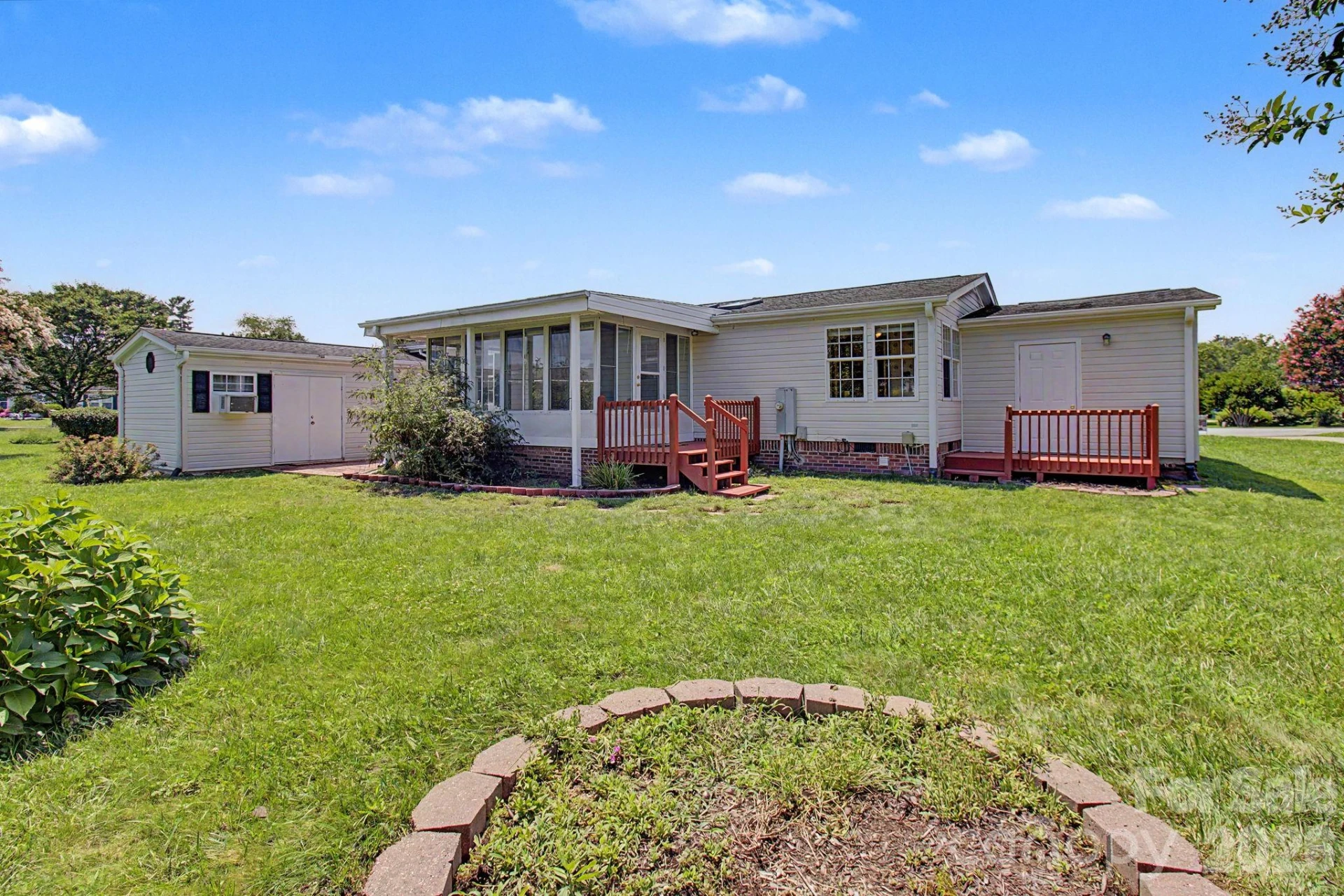 204 Red Birch Court - Photo 3