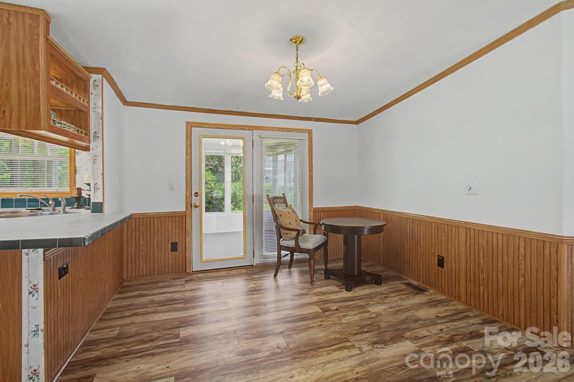 204 Red Birch Court - Photo 10
