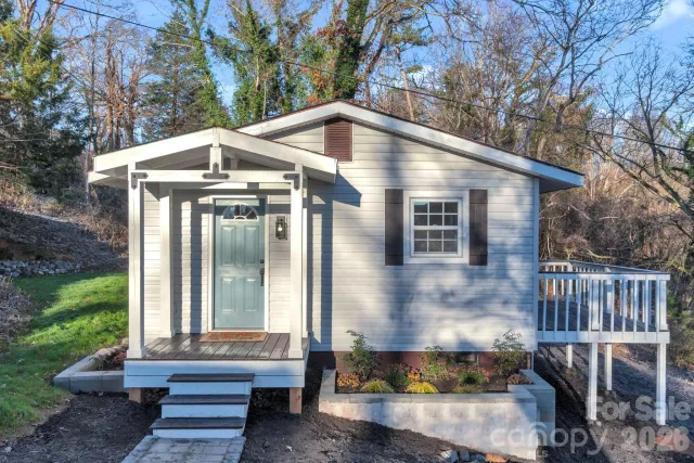 49 E Livingston Street, Tryon, NC, 28782