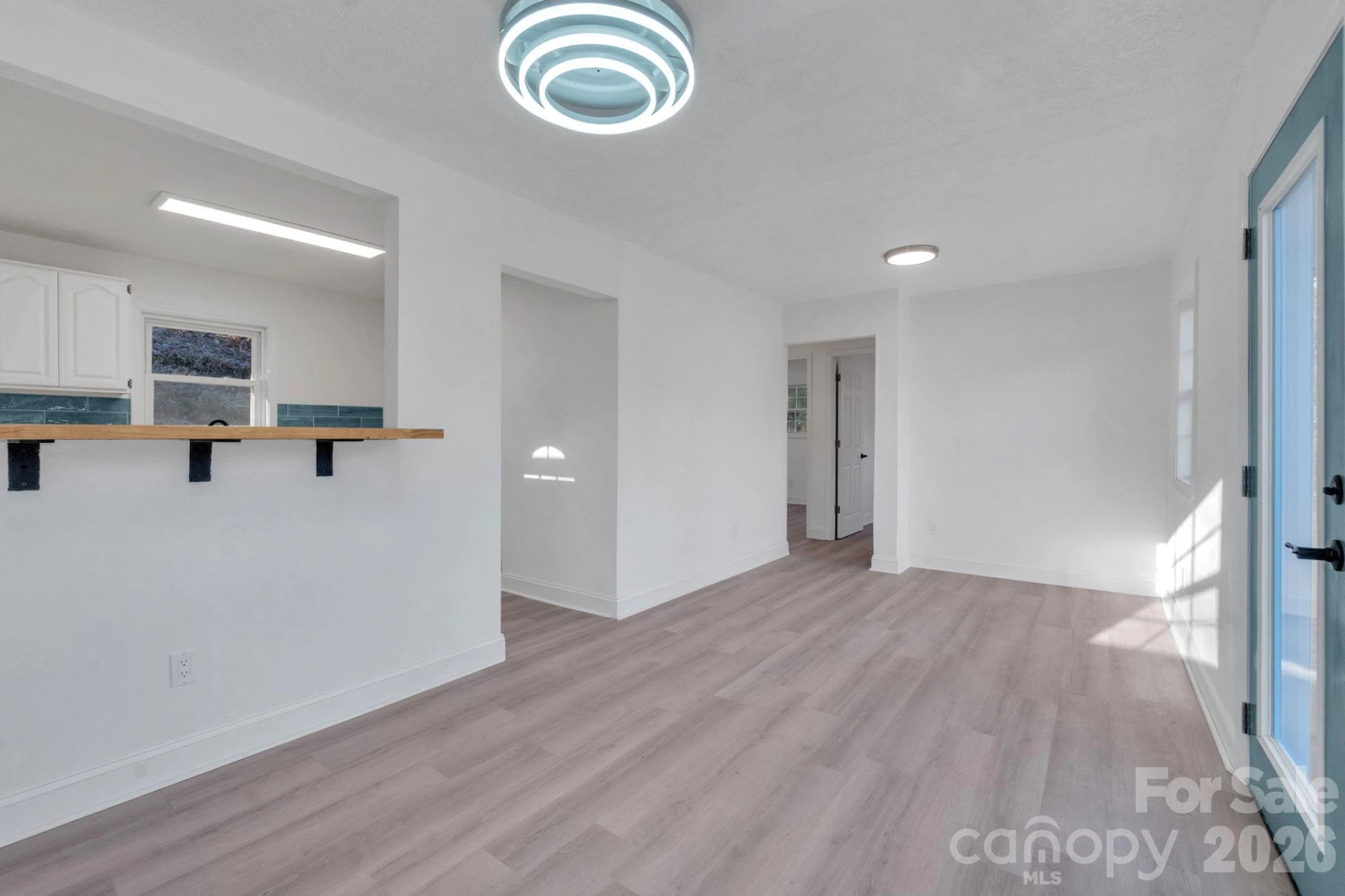 49 E Livingston Street - Photo 5
