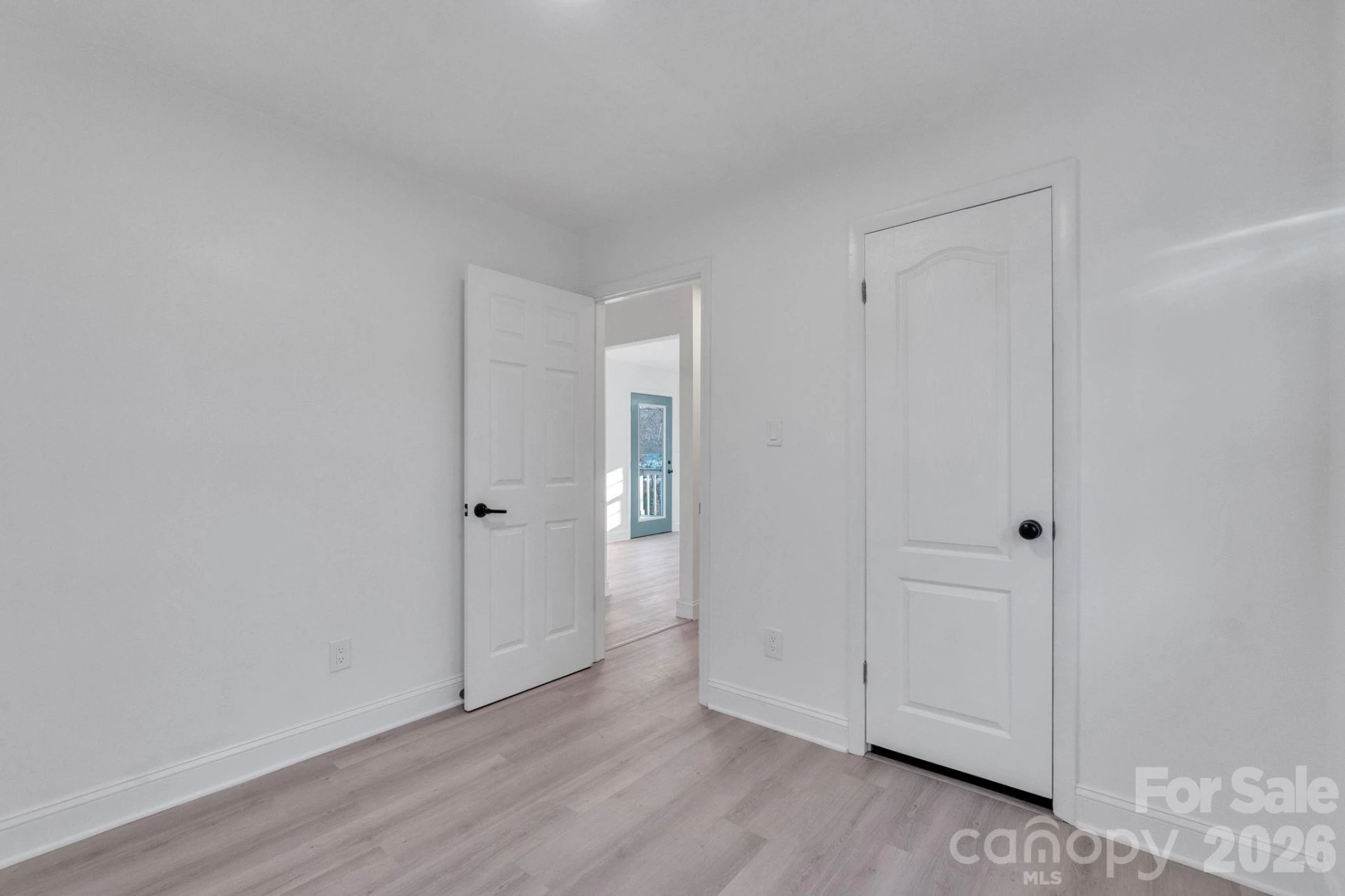 49 E Livingston Street - Photo 13