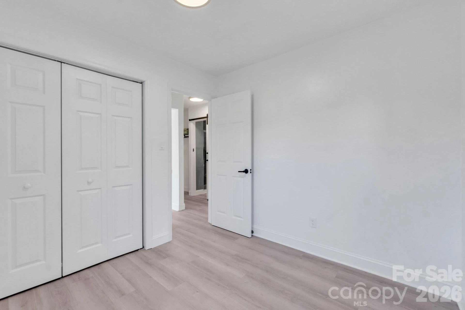 49 E Livingston Street - Photo 16