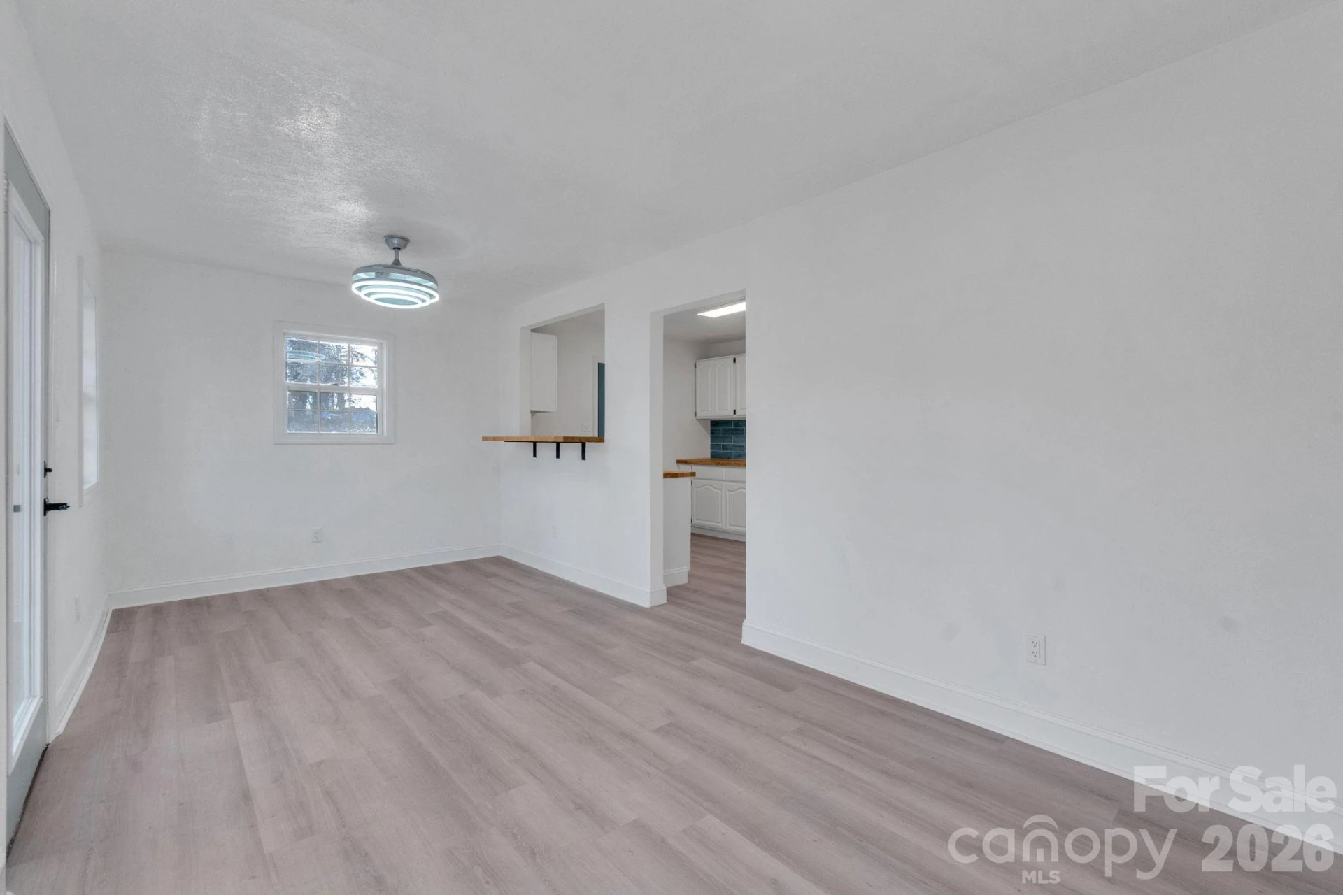49 E Livingston Street - Photo 18
