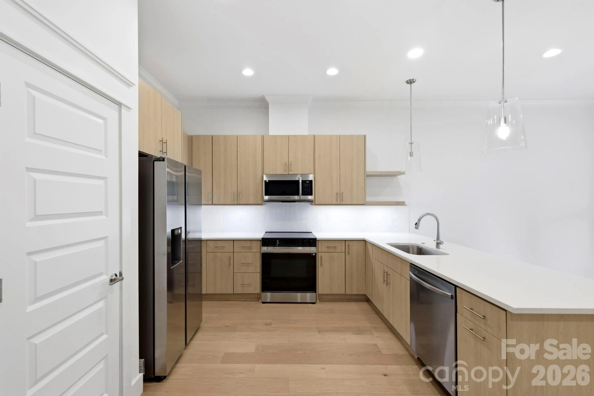 126 Collin Place #36 - Photo 8