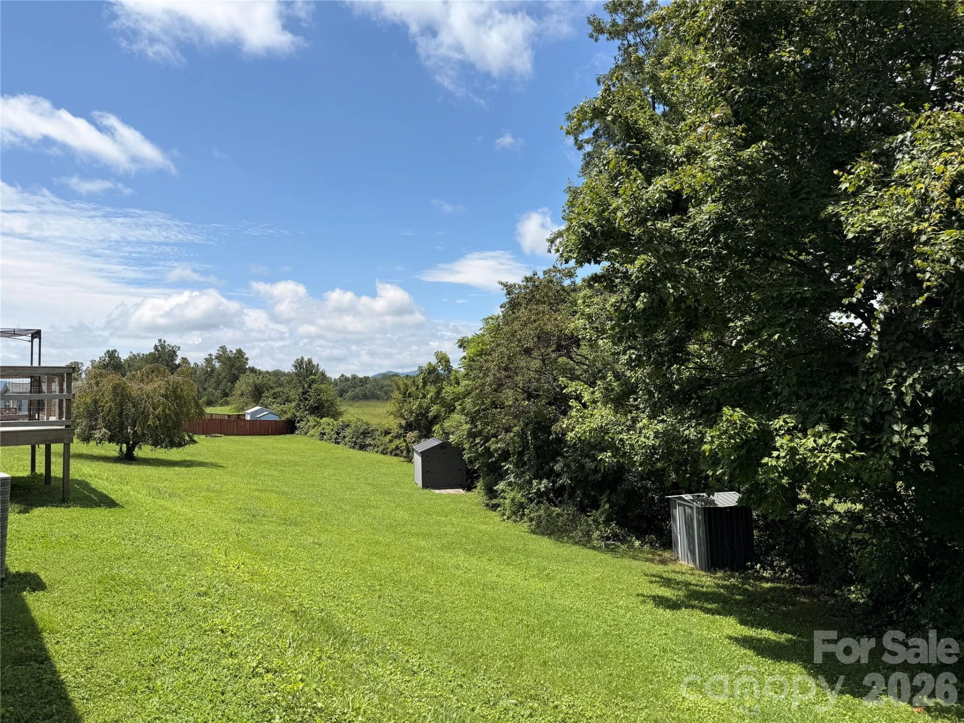 166 Albert Drive - Photo 3