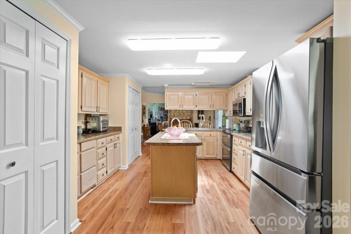 39 Stephanie Lane #13 - Photo 16