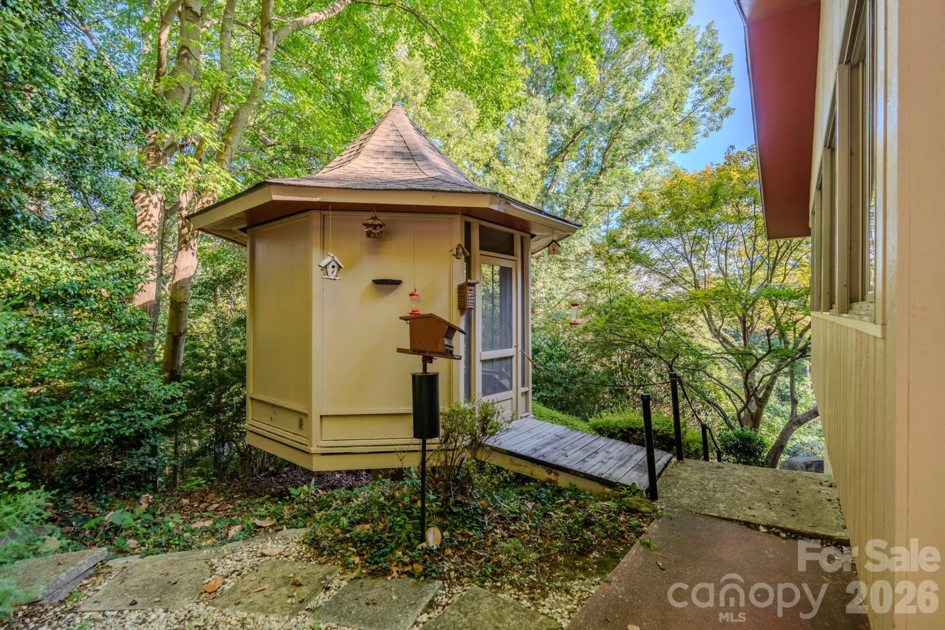1225 Hogback Mountain Road - Photo 25