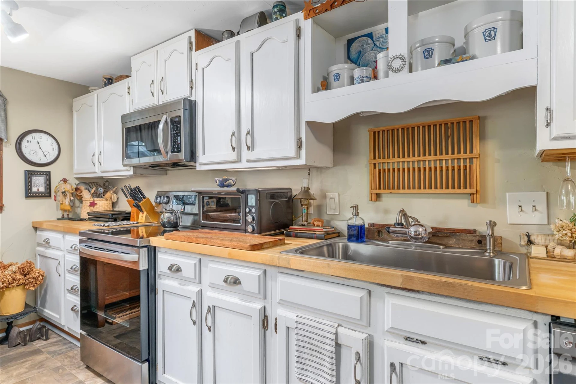 21 Lincoln Avenue - Photo 14