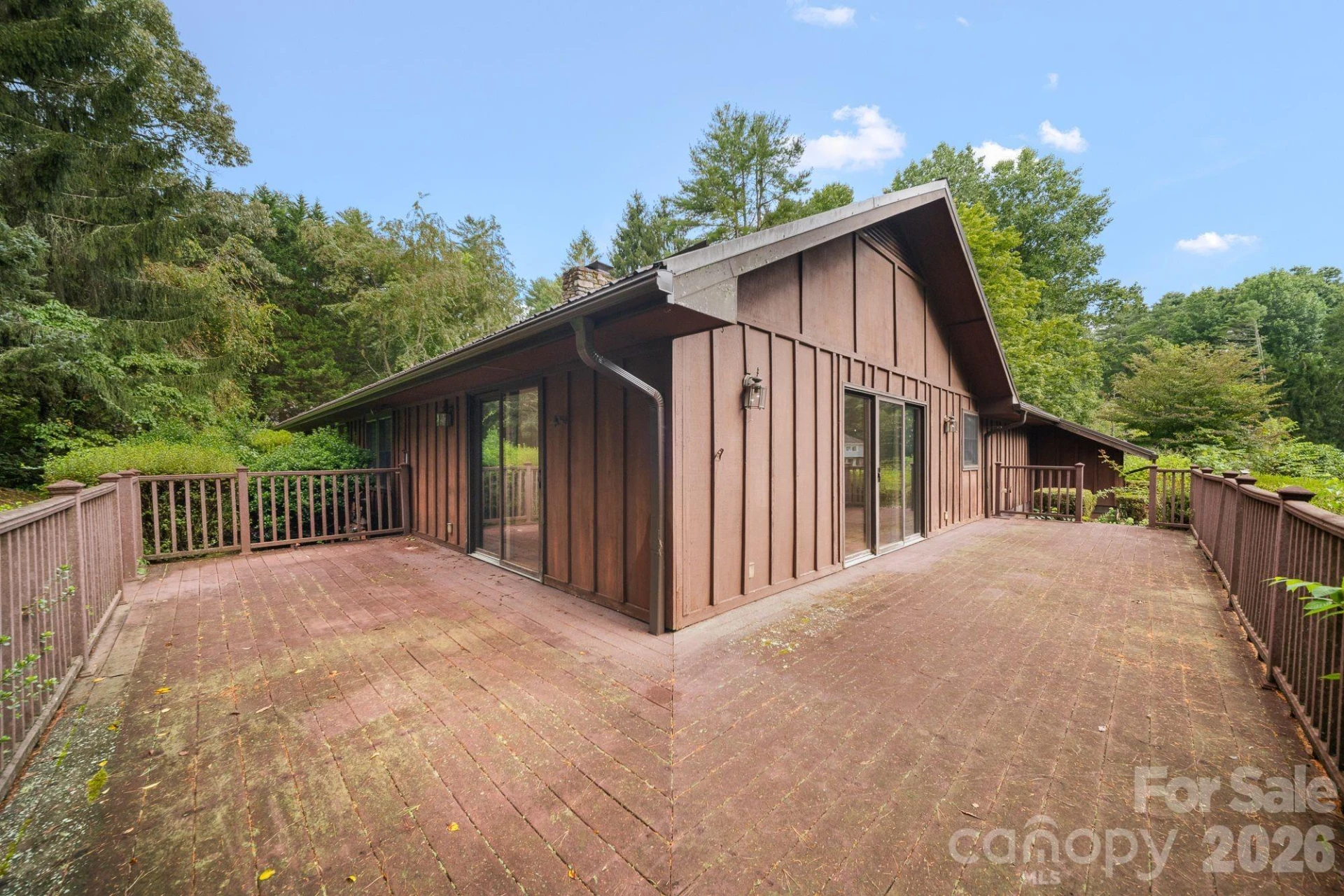 140 Redwood Street - Photo 5