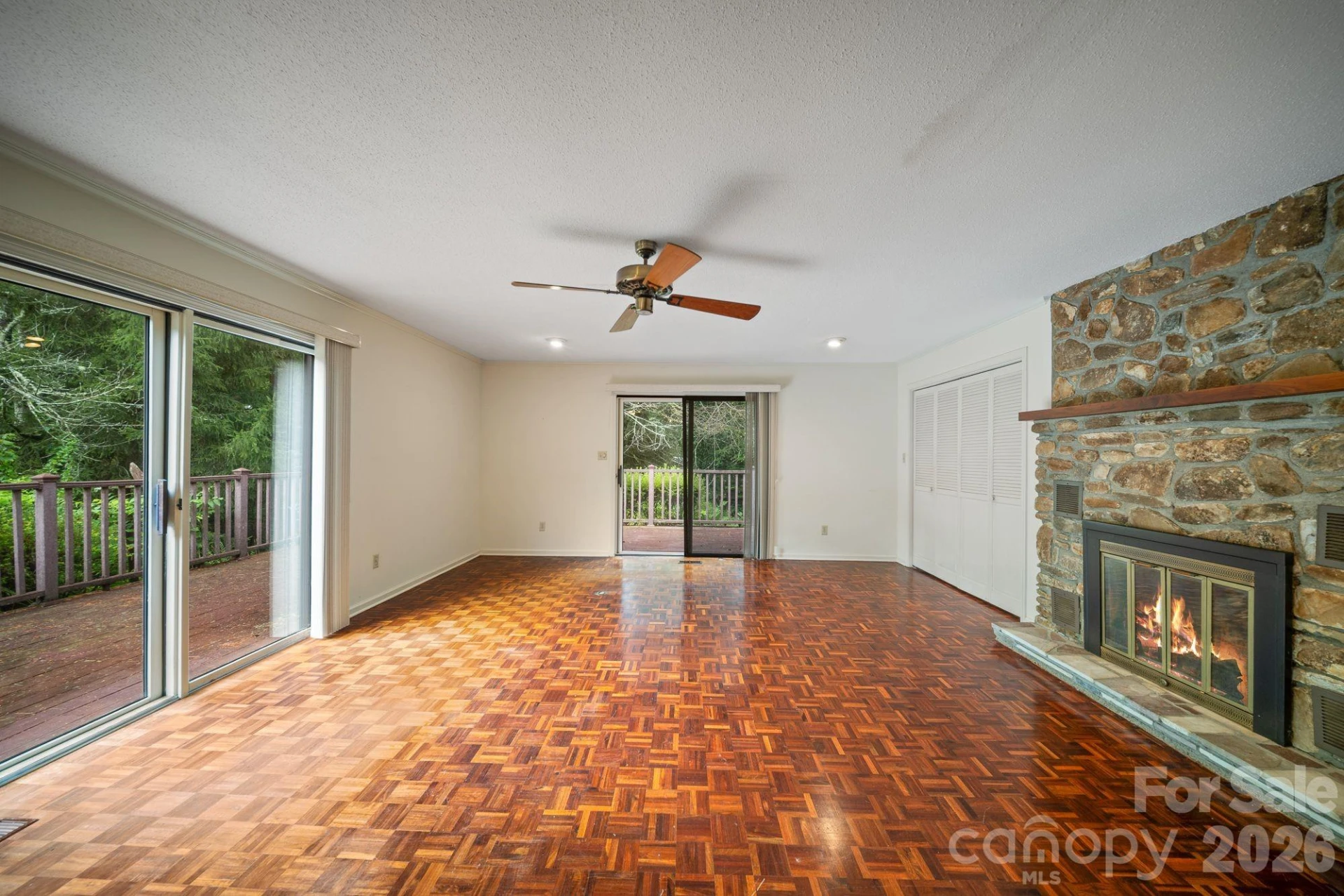 140 Redwood Street - Photo 7