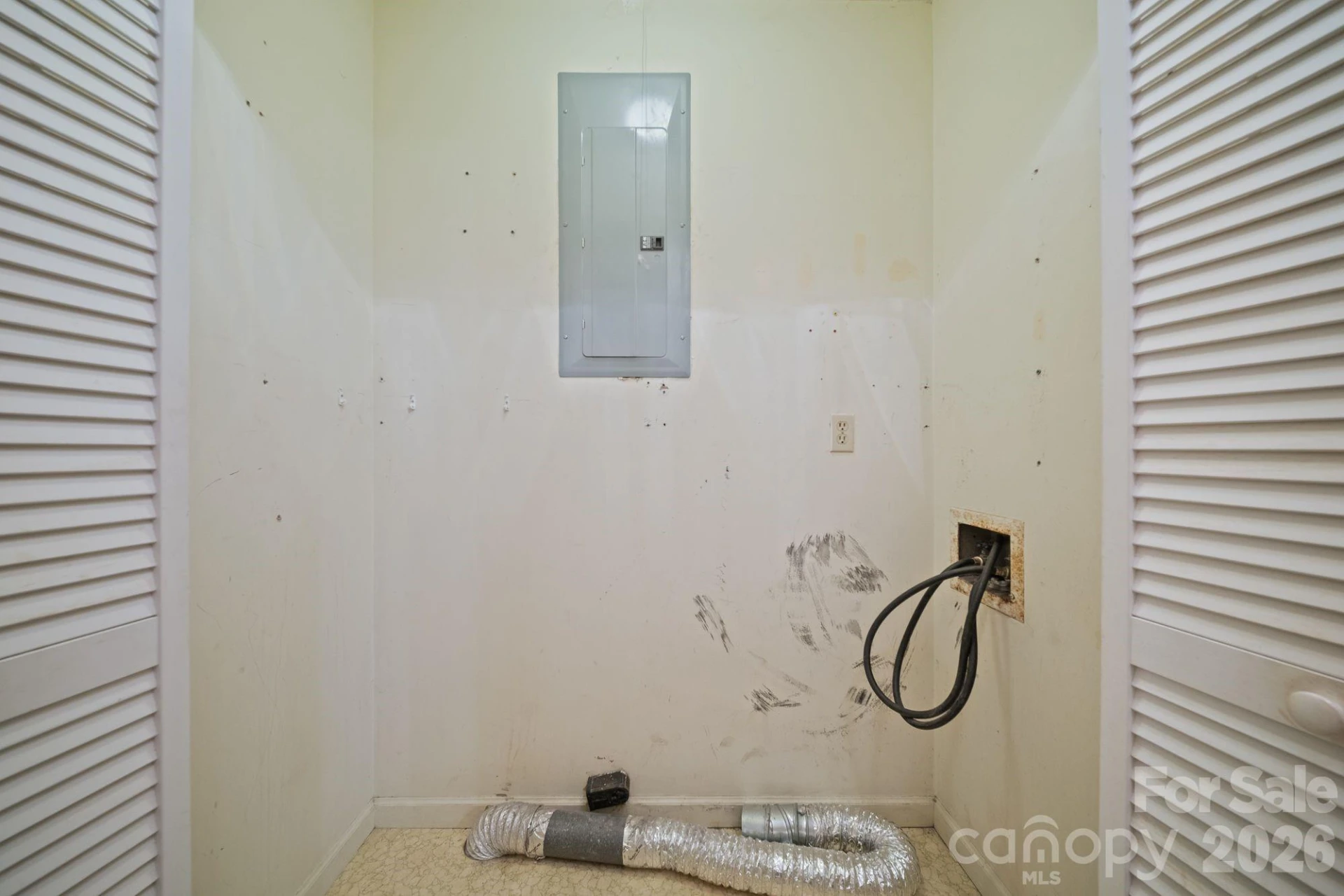140 Redwood Street - Photo 17