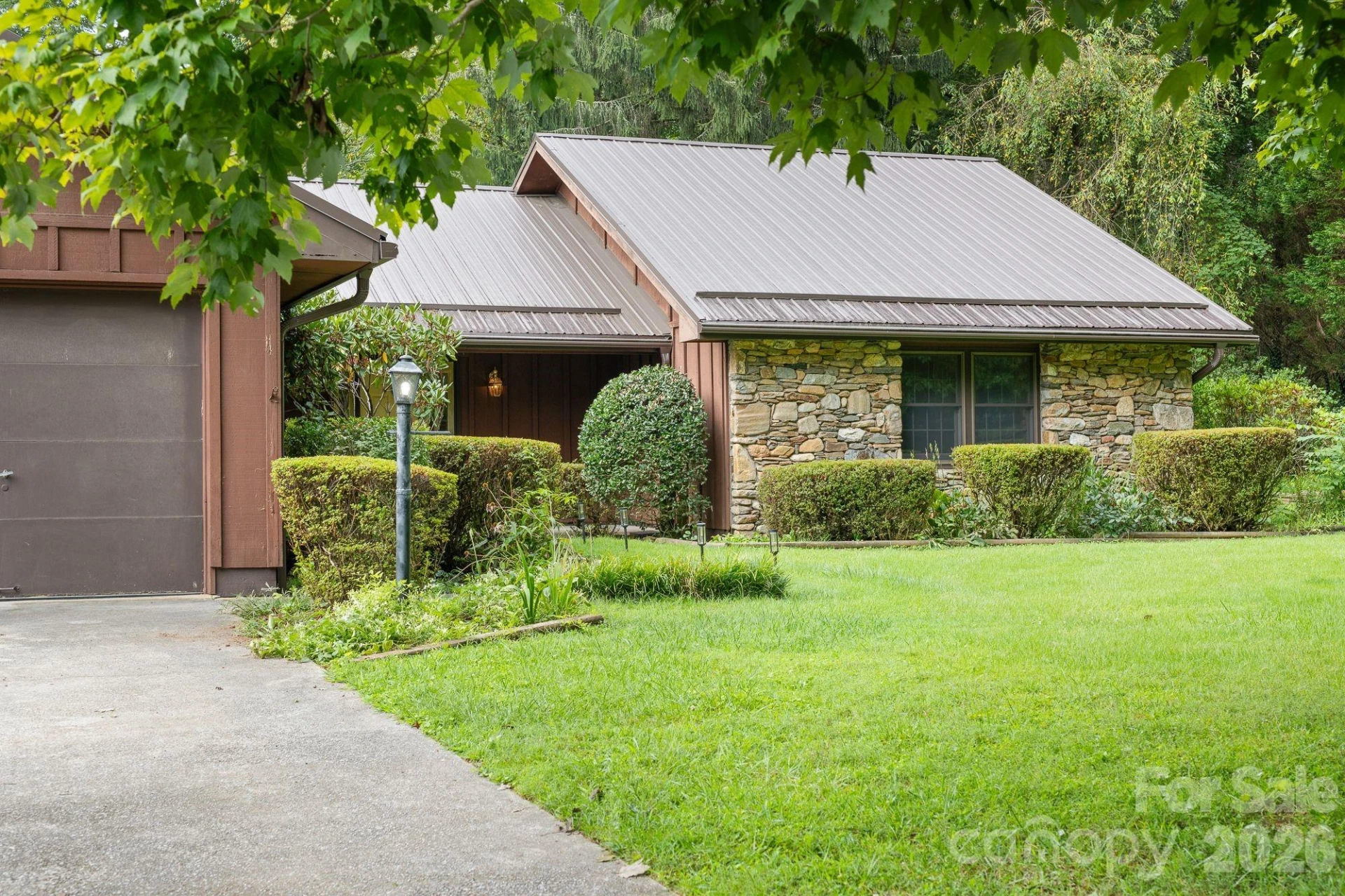 140 Redwood Street - Photo 26