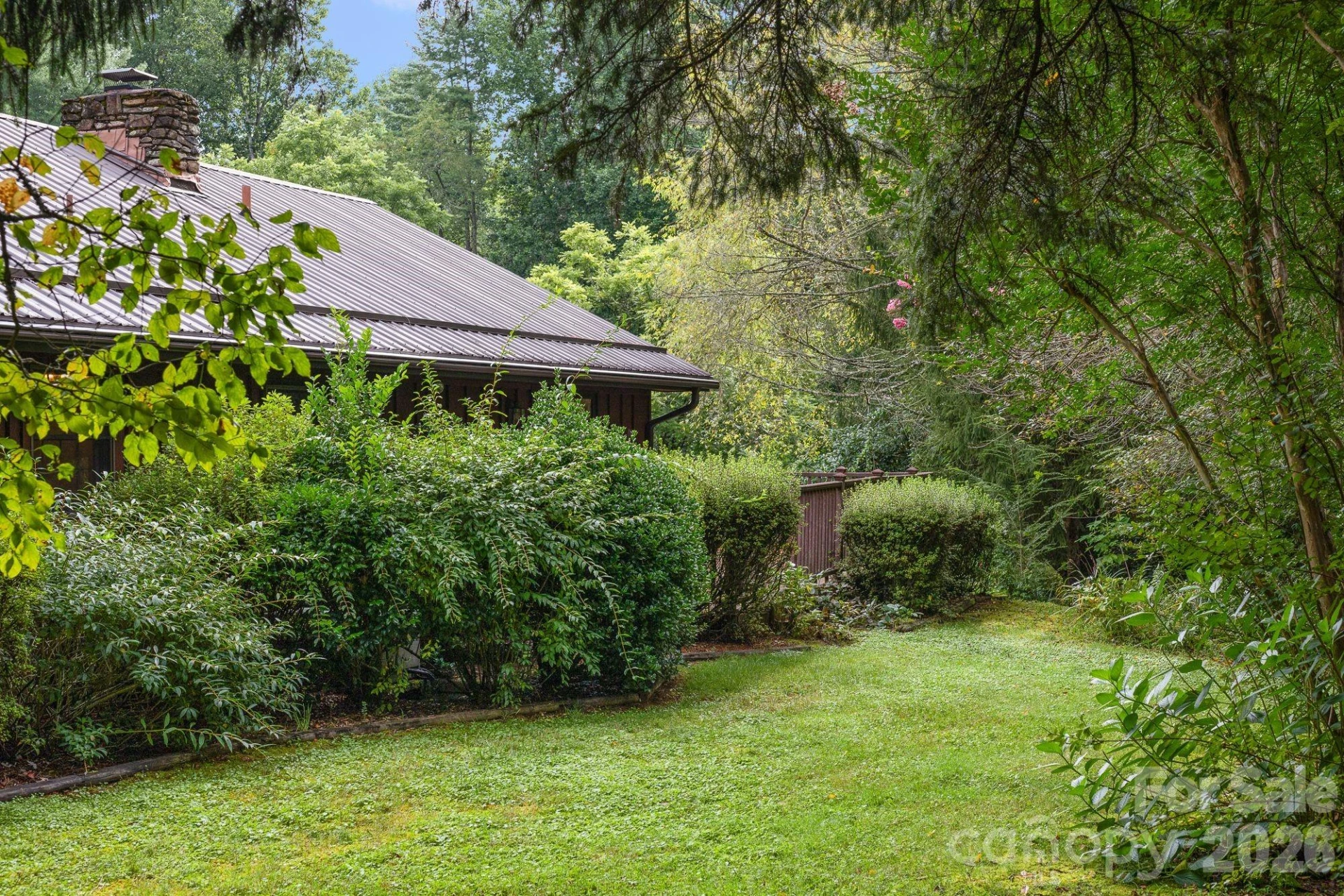 140 Redwood Street - Photo 32