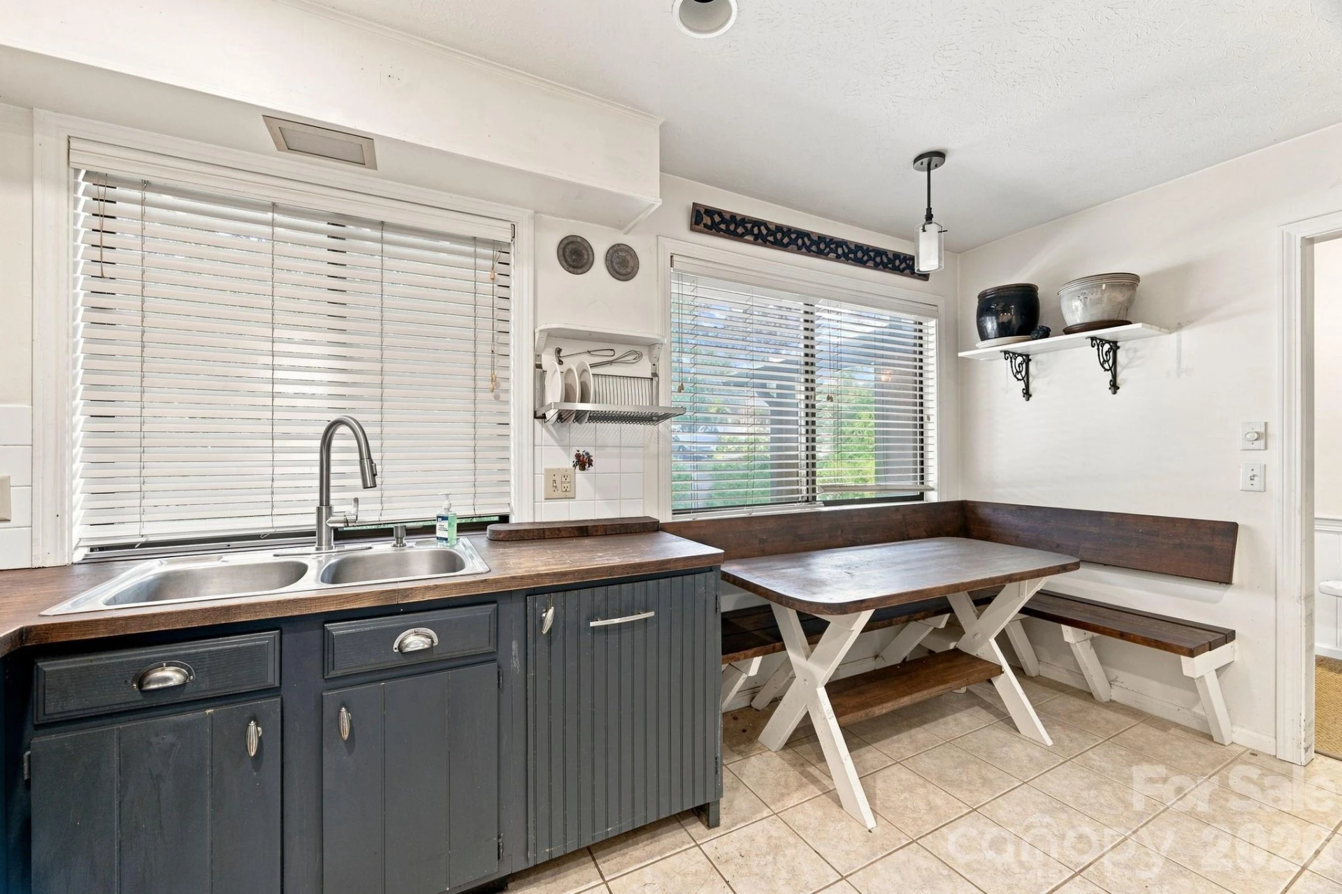 98 Laurelwood Circle W #6 - Photo 10