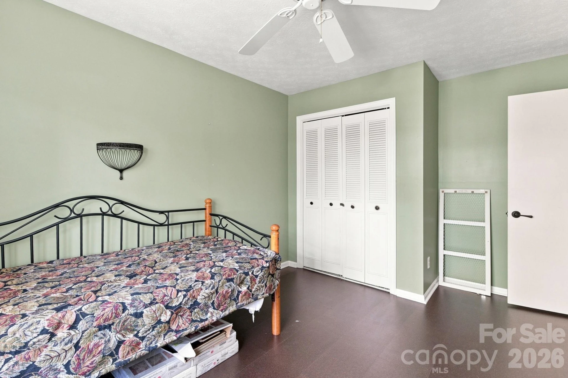98 Laurelwood Circle W #6 - Photo 19