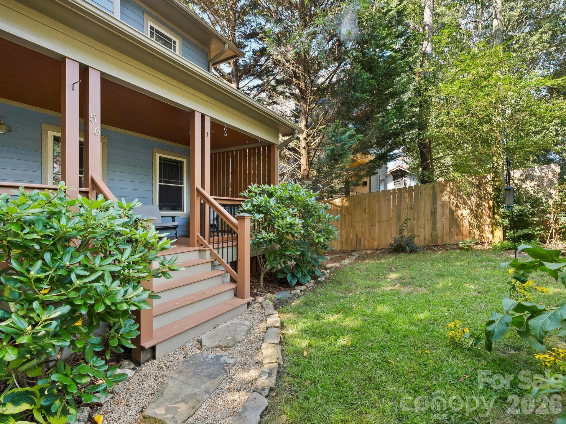 56 Harvard Place - Photo 2