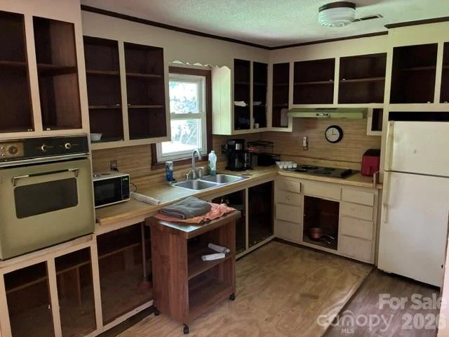 993 Coney Island Road - Photo 9