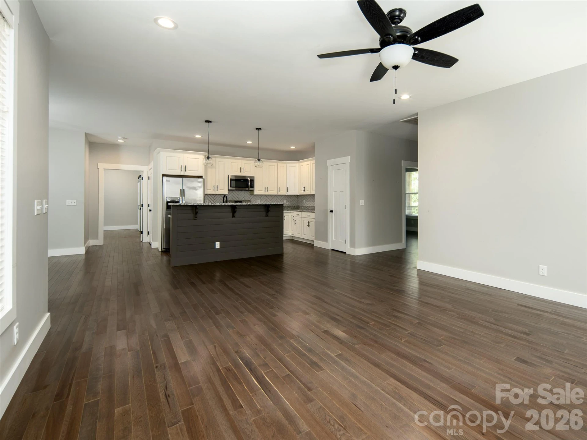 208 Robinson Hollow Drive - Photo 3