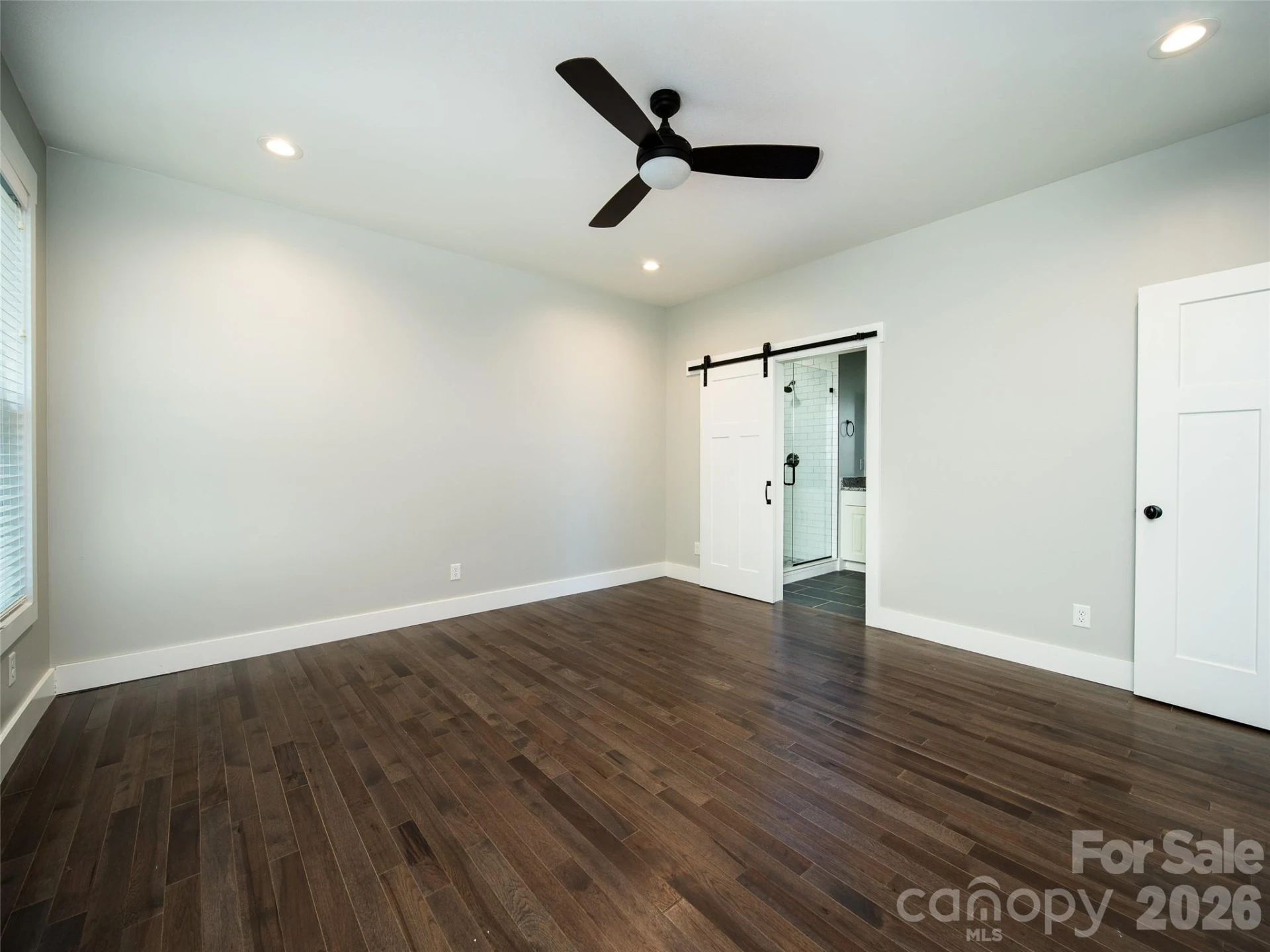 208 Robinson Hollow Drive - Photo 9