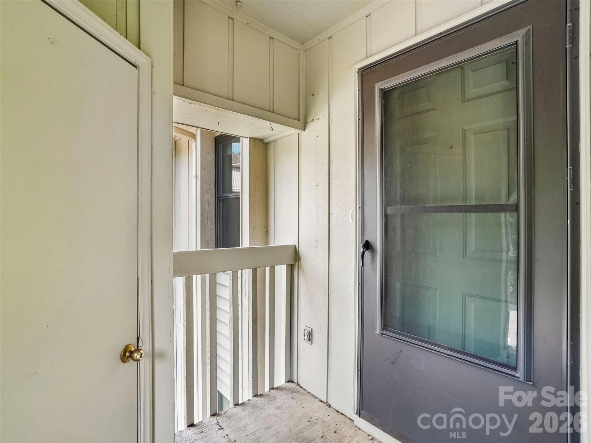 1106 Abbey Circle - Photo 4