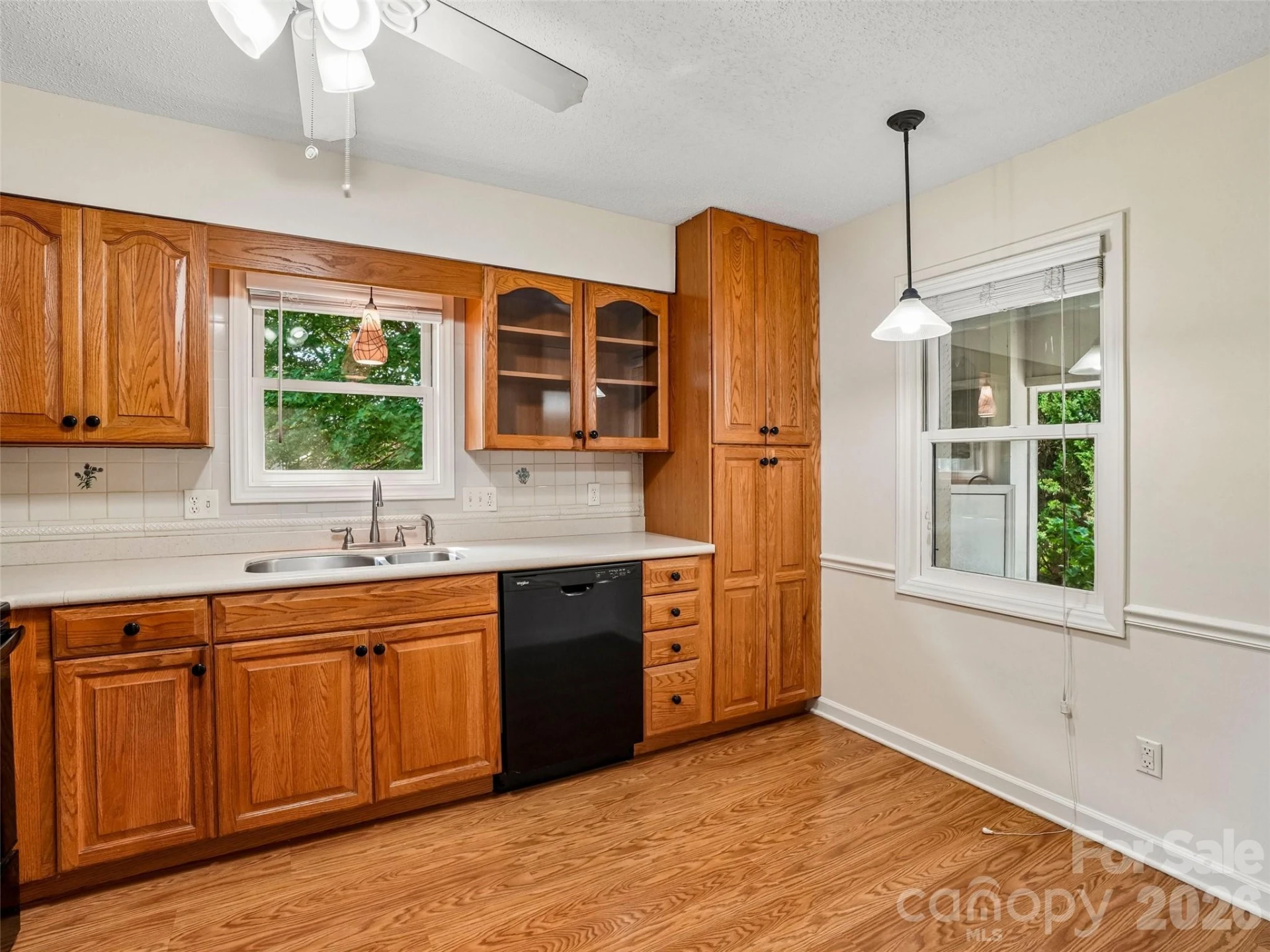 1106 Abbey Circle - Photo 12