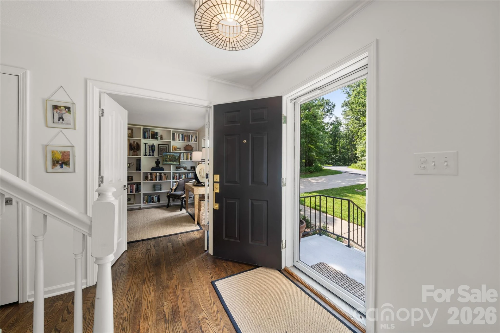 167 Skyview Circle - Photo 2