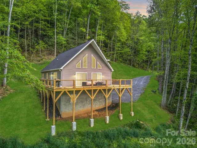 145 Banjo Lane, Waynesville, NC, 28785