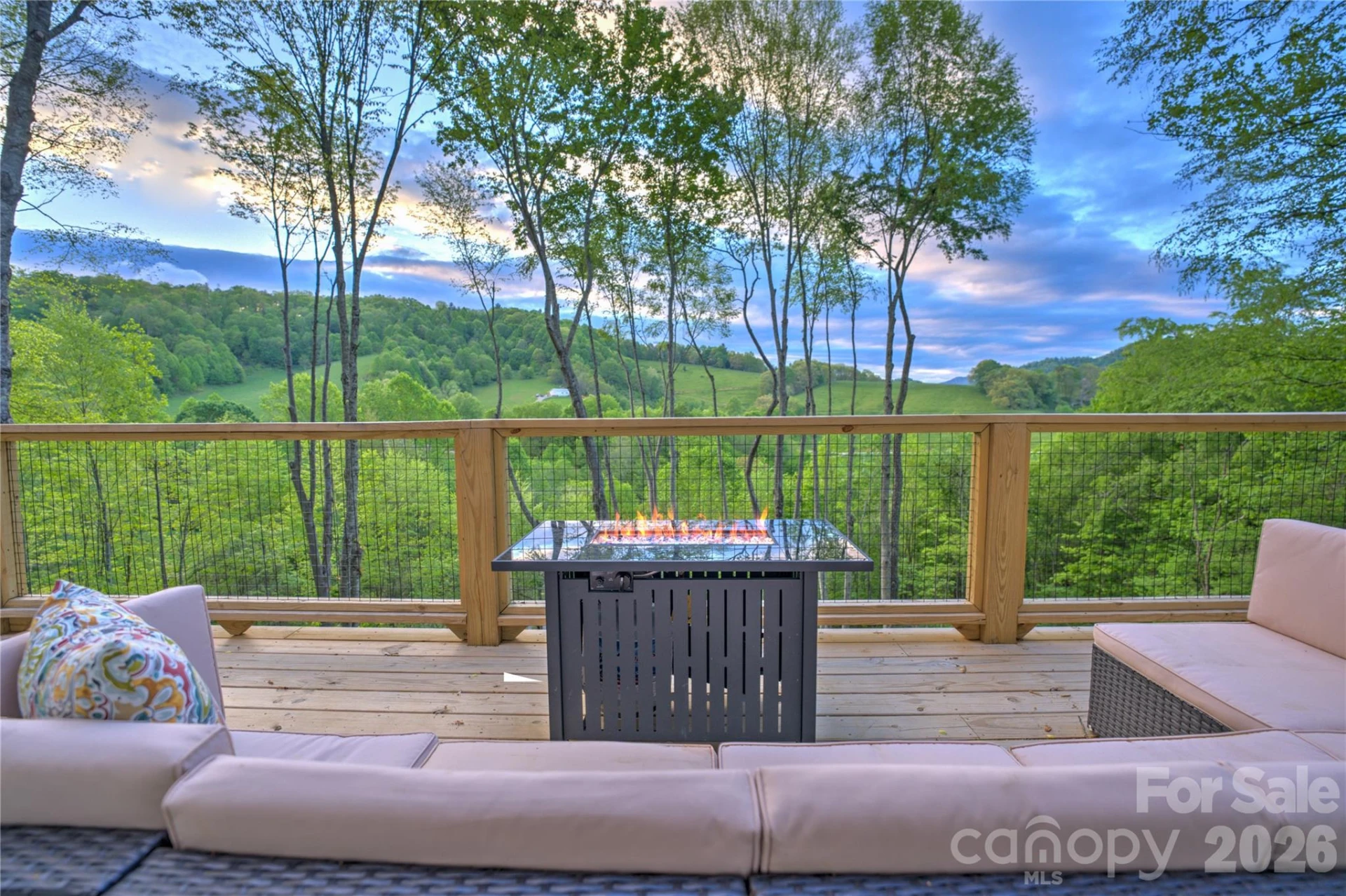 145 Banjo Lane - Photo 2