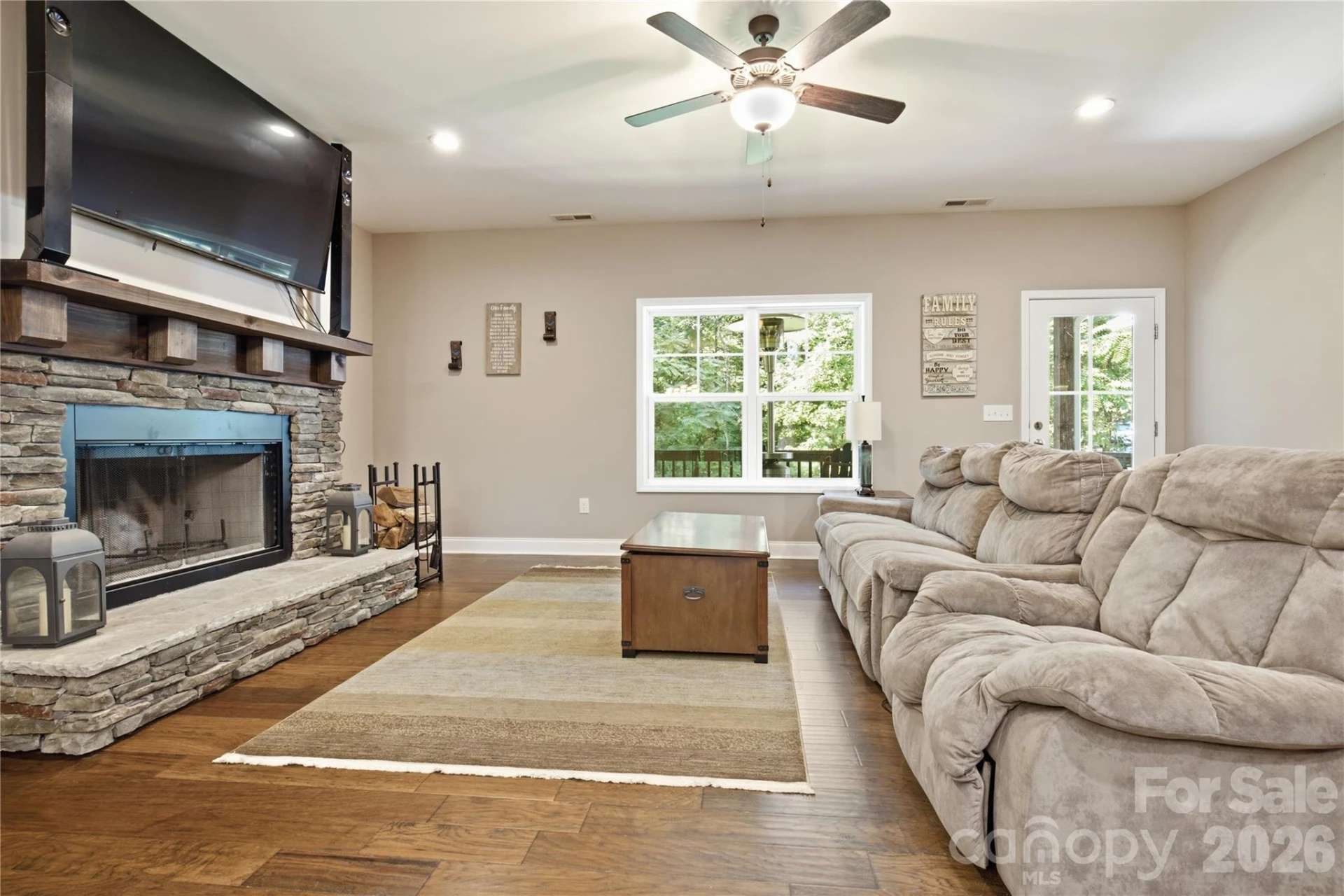 72 Summer Shade Court - Photo 2